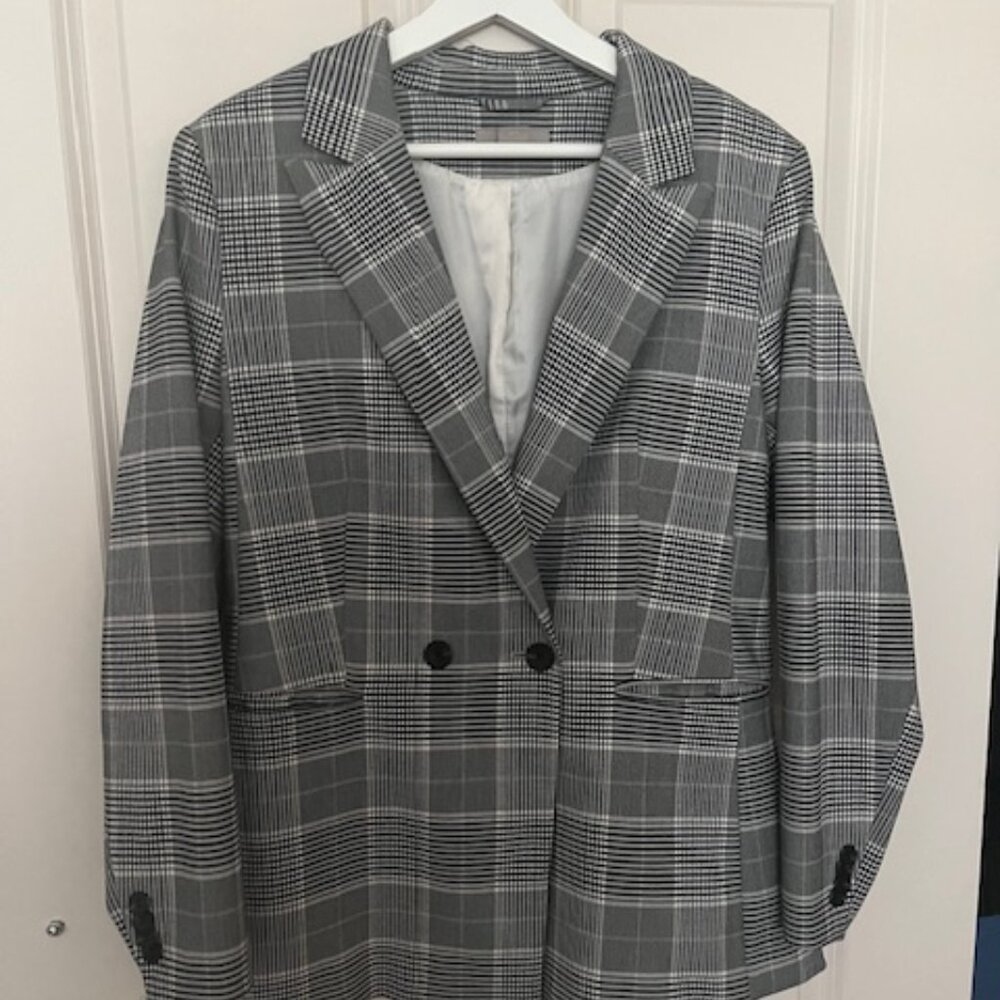 H&M Houndstooth Grey Blazer (10)/L